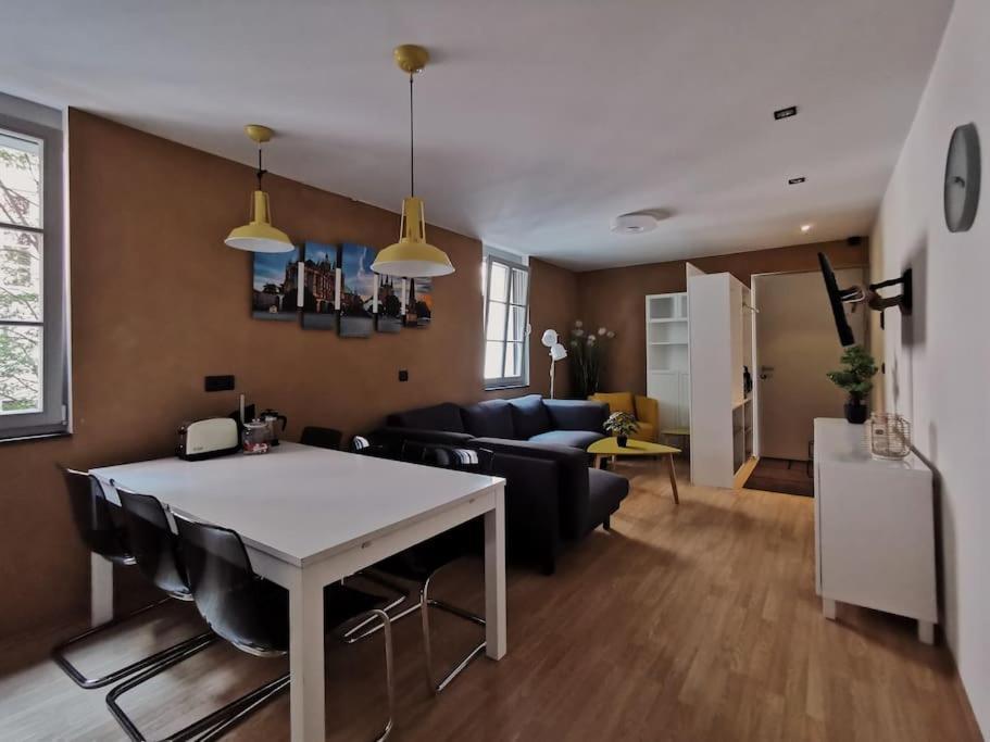 ארפורט Ferienwohnung Im Bruehl מראה חיצוני תמונה