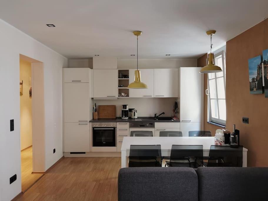ארפורט Ferienwohnung Im Bruehl מראה חיצוני תמונה